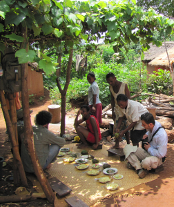 Repas sur une natte en Afrique